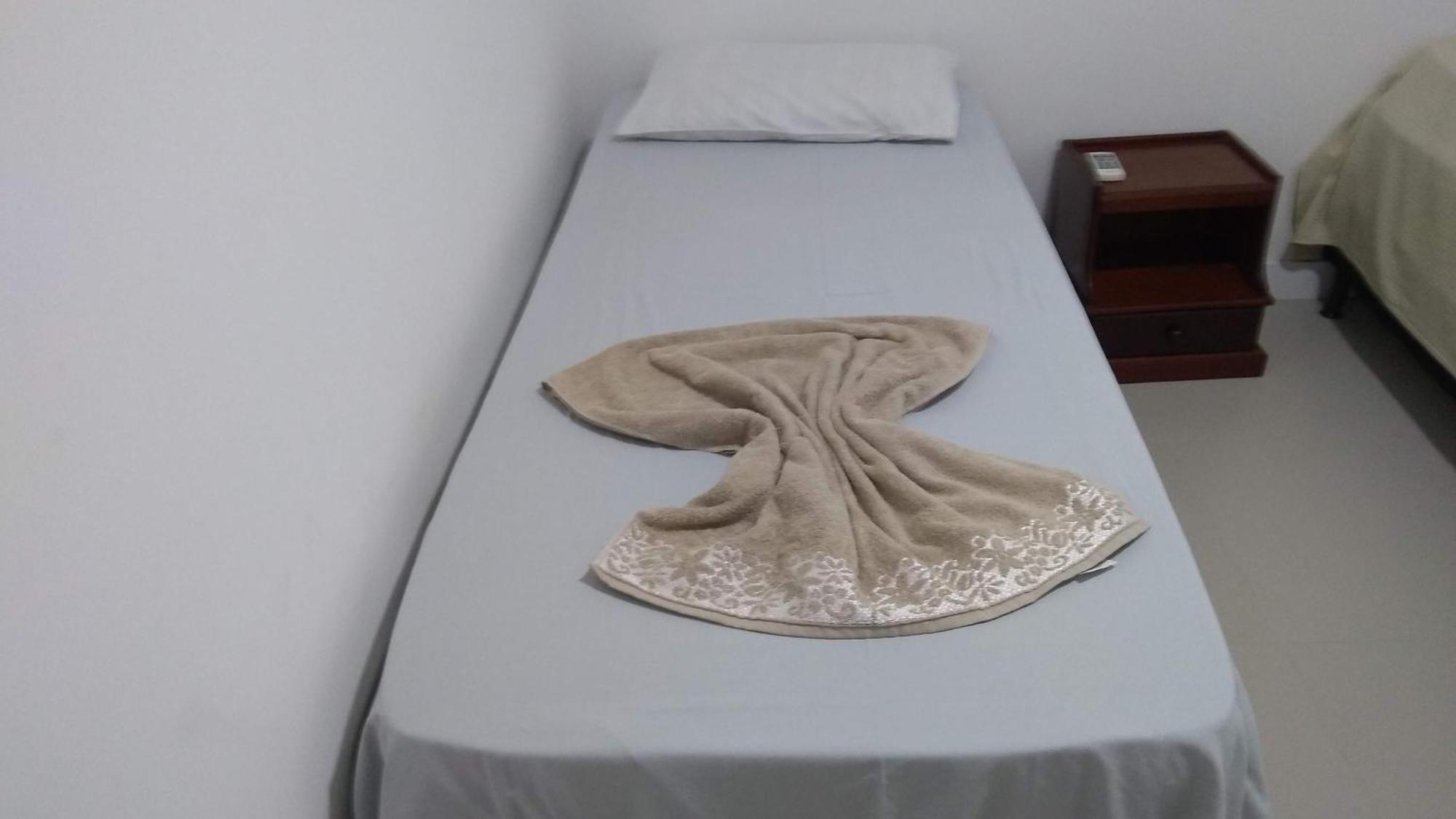 Apartamento Frente Para A Piscina A Uma Quadra Da Praia Florianópolis Exterior foto